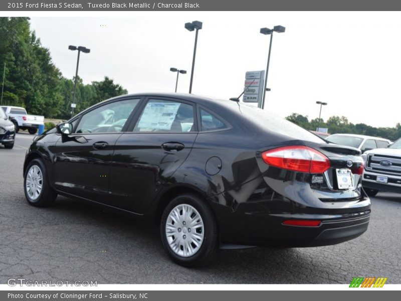 Tuxedo Black Metallic / Charcoal Black 2015 Ford Fiesta S Sedan