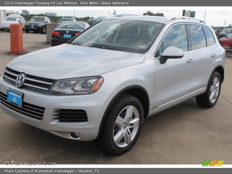 Pure White / Black Anthracite 2014 Volkswagen Touareg V6 Lux 4Motion