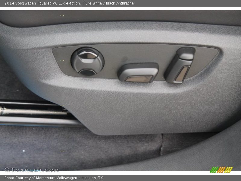 Pure White / Black Anthracite 2014 Volkswagen Touareg V6 Lux 4Motion