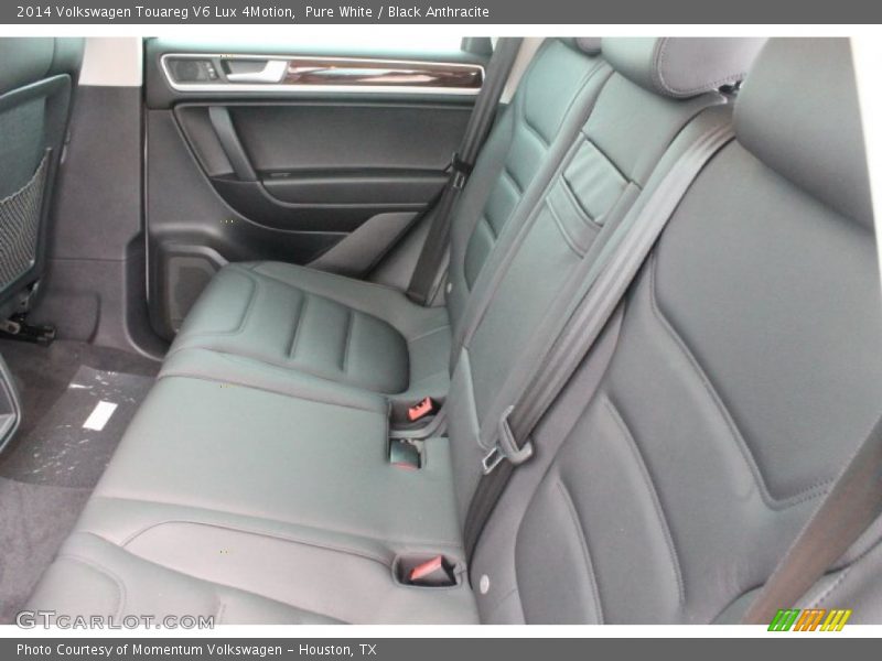 Pure White / Black Anthracite 2014 Volkswagen Touareg V6 Lux 4Motion