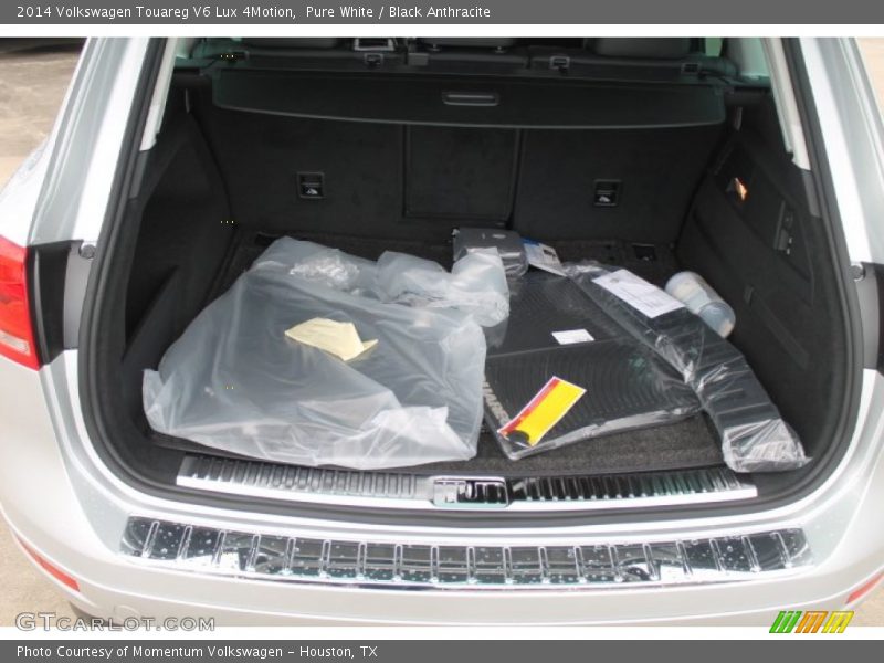 Pure White / Black Anthracite 2014 Volkswagen Touareg V6 Lux 4Motion