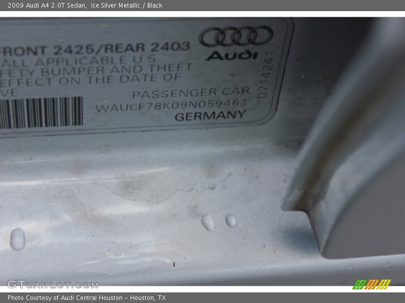 Ice Silver Metallic / Black 2009 Audi A4 2.0T Sedan