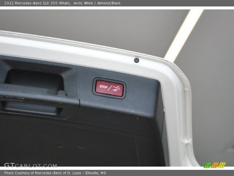 Arctic White / Almond/Black 2012 Mercedes-Benz GLK 350 4Matic