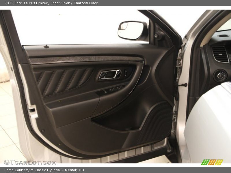 Ingot Silver / Charcoal Black 2012 Ford Taurus Limited