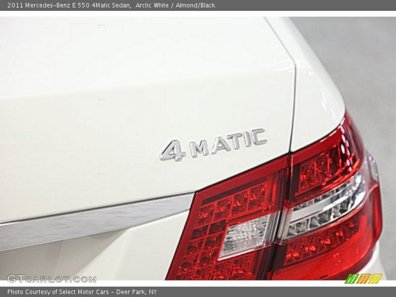 Arctic White / Almond/Black 2011 Mercedes-Benz E 550 4Matic Sedan