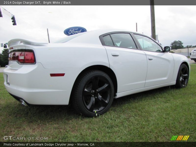 Bright White / Black 2014 Dodge Charger SXT