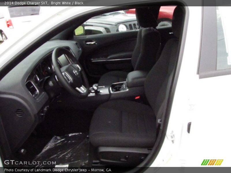 Bright White / Black 2014 Dodge Charger SXT