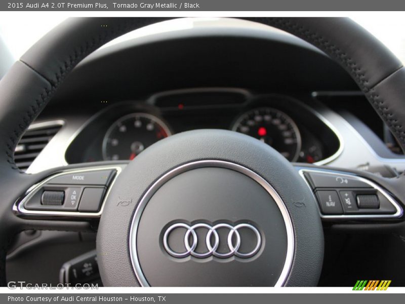 Controls of 2015 A4 2.0T Premium Plus