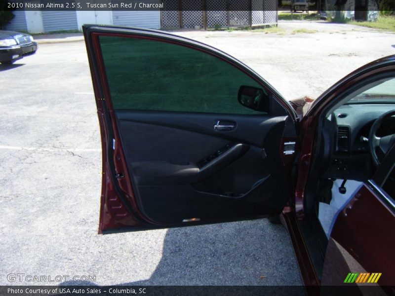 Tuscan Sun Red / Charcoal 2010 Nissan Altima 2.5 S