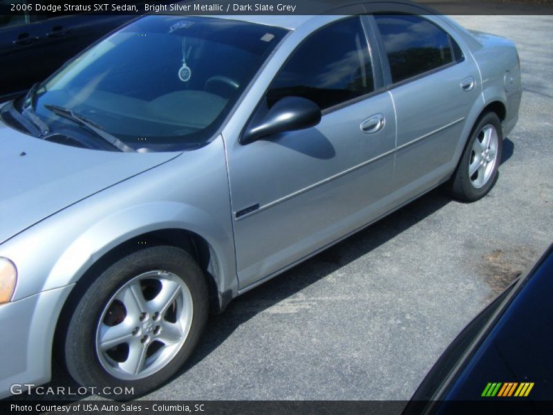 Bright Silver Metallic / Dark Slate Grey 2006 Dodge Stratus SXT Sedan
