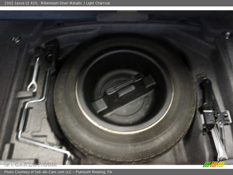 Millennium Silver Metallic / Light Charcoal 2002 Lexus LS 430