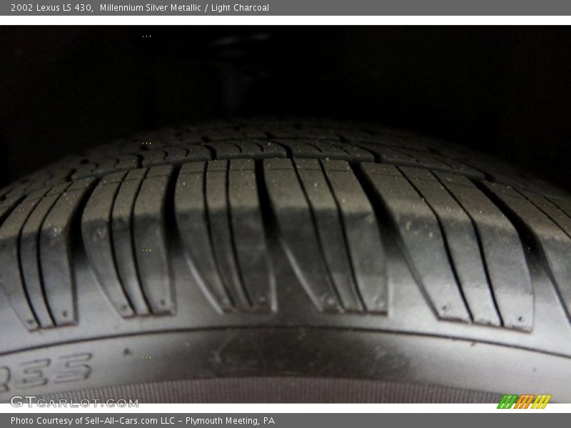Millennium Silver Metallic / Light Charcoal 2002 Lexus LS 430