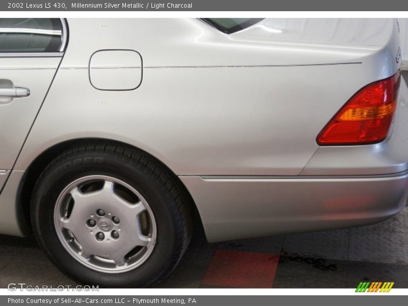 Millennium Silver Metallic / Light Charcoal 2002 Lexus LS 430