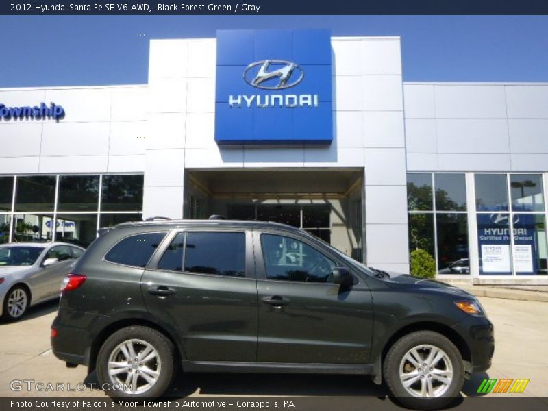 Black Forest Green / Gray 2012 Hyundai Santa Fe SE V6 AWD