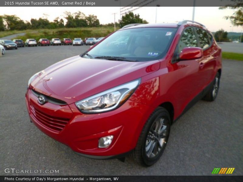 Garnet Red / Beige 2015 Hyundai Tucson SE AWD