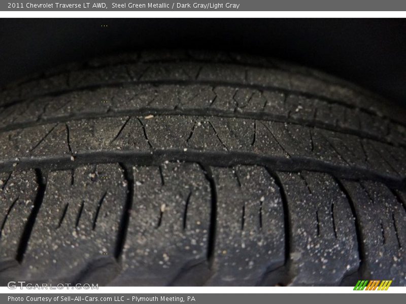 Steel Green Metallic / Dark Gray/Light Gray 2011 Chevrolet Traverse LT AWD