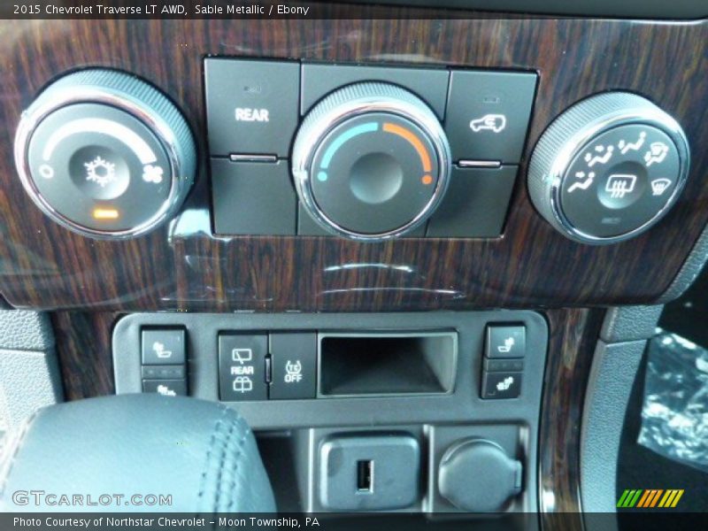 Sable Metallic / Ebony 2015 Chevrolet Traverse LT AWD