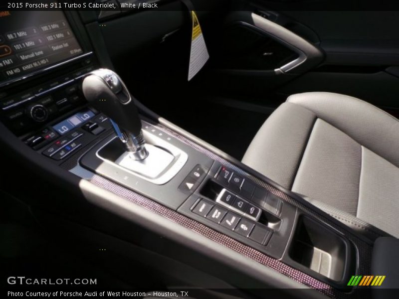 Controls of 2015 911 Turbo S Cabriolet