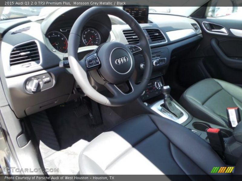  2015 Q3 2.0 TFSI Premium Plus Black Interior