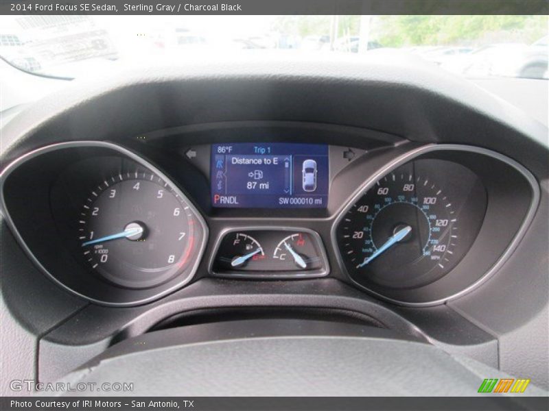 Sterling Gray / Charcoal Black 2014 Ford Focus SE Sedan