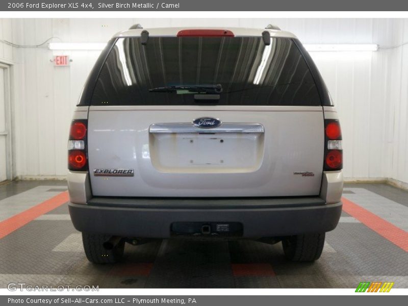 Silver Birch Metallic / Camel 2006 Ford Explorer XLS 4x4