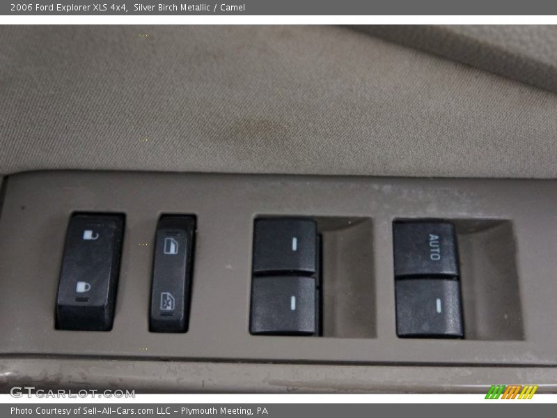 Silver Birch Metallic / Camel 2006 Ford Explorer XLS 4x4