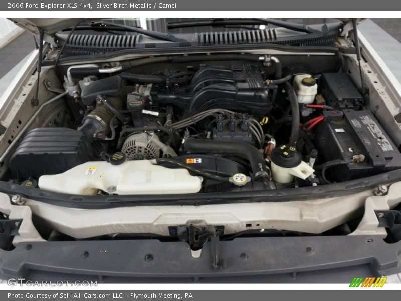 Silver Birch Metallic / Camel 2006 Ford Explorer XLS 4x4