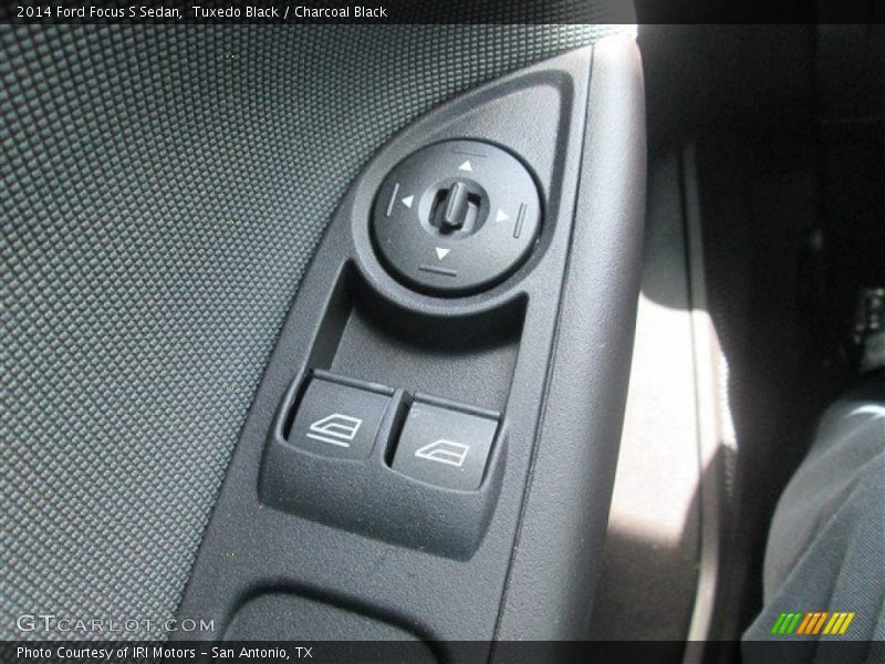 Tuxedo Black / Charcoal Black 2014 Ford Focus S Sedan