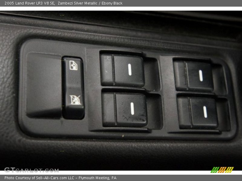 Zambezi Silver Metallic / Ebony Black 2005 Land Rover LR3 V8 SE