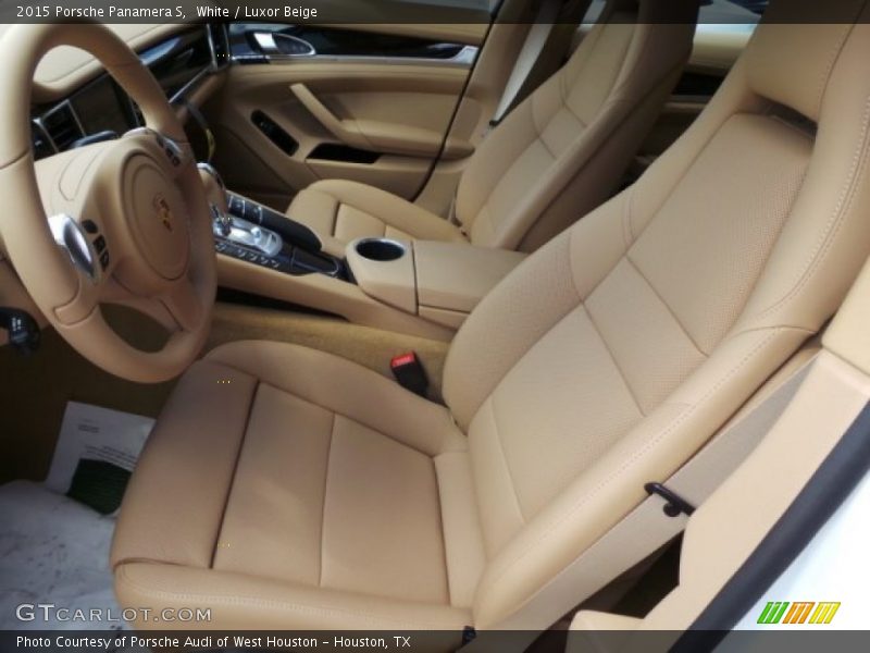 Front Seat of 2015 Panamera S