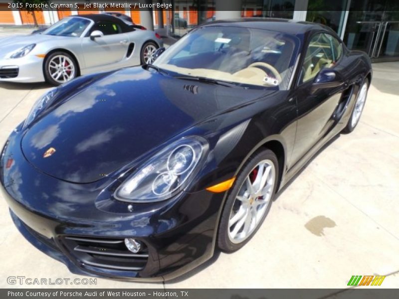 Front 3/4 View of 2015 Cayman S