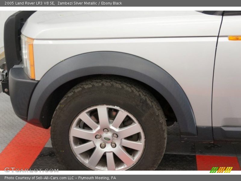 Zambezi Silver Metallic / Ebony Black 2005 Land Rover LR3 V8 SE