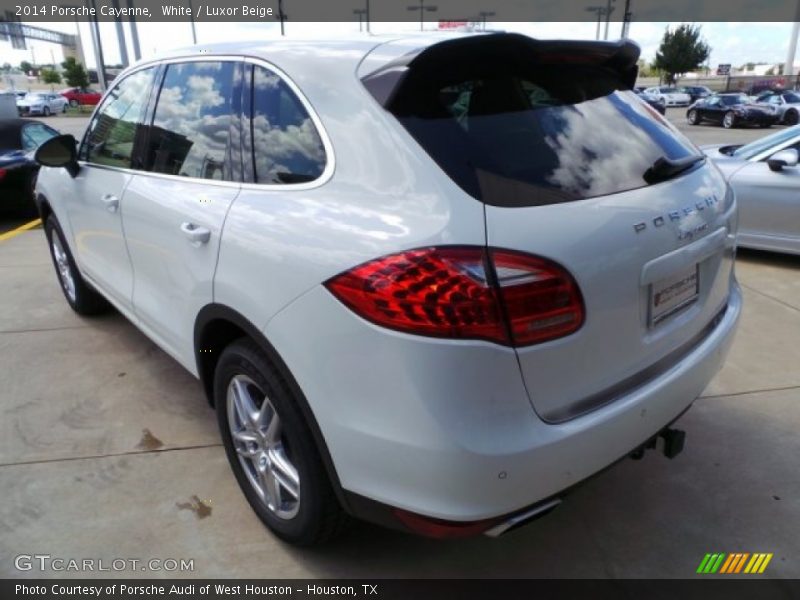 White / Luxor Beige 2014 Porsche Cayenne