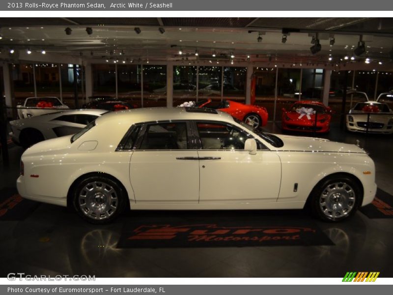 Arctic White / Seashell 2013 Rolls-Royce Phantom Sedan