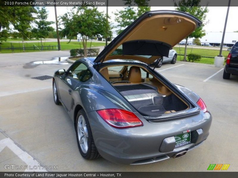 Meteor Grey Metallic / Sand Beige 2010 Porsche Cayman