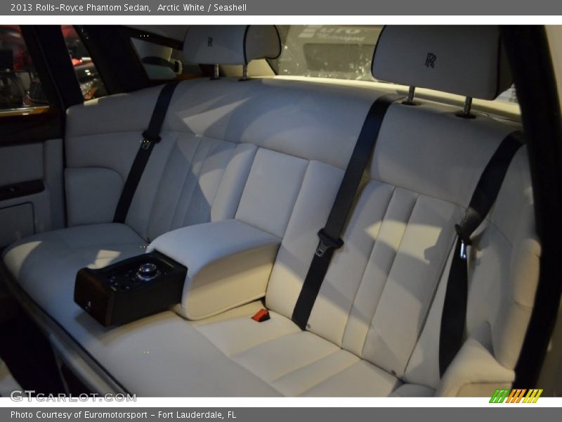Arctic White / Seashell 2013 Rolls-Royce Phantom Sedan