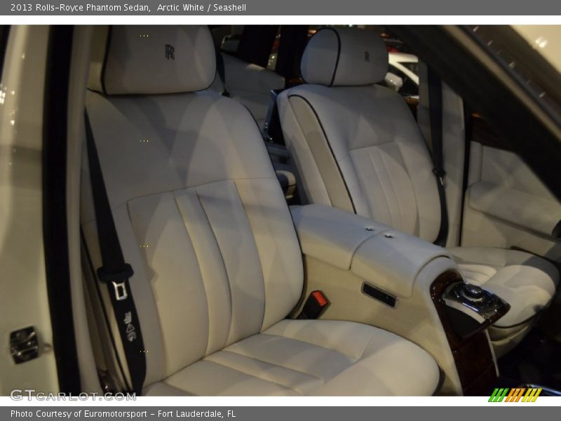 Arctic White / Seashell 2013 Rolls-Royce Phantom Sedan