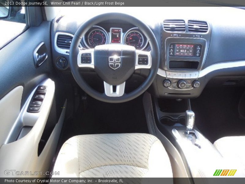 Winter Chill Pearl / Black/Light Frost Beige 2013 Dodge Journey SE