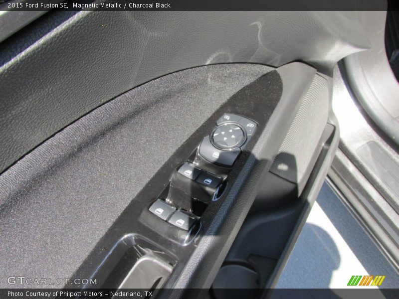 Magnetic Metallic / Charcoal Black 2015 Ford Fusion SE