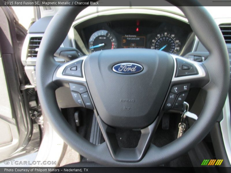 Magnetic Metallic / Charcoal Black 2015 Ford Fusion SE
