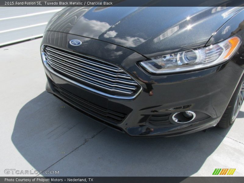 Tuxedo Black Metallic / Charcoal Black 2015 Ford Fusion SE
