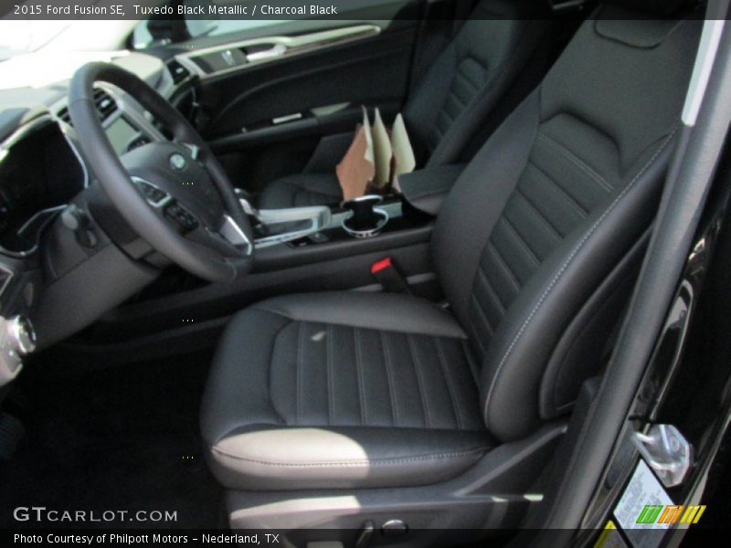 Tuxedo Black Metallic / Charcoal Black 2015 Ford Fusion SE