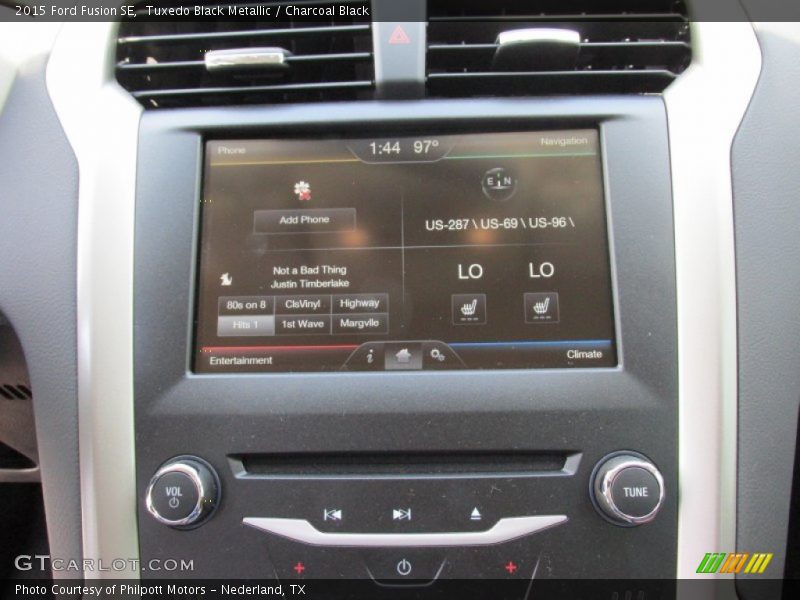 Tuxedo Black Metallic / Charcoal Black 2015 Ford Fusion SE