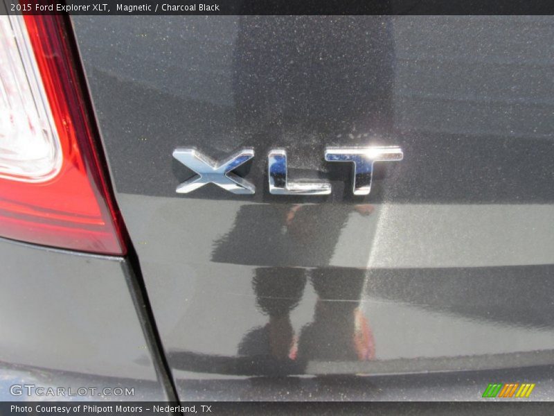 Magnetic / Charcoal Black 2015 Ford Explorer XLT
