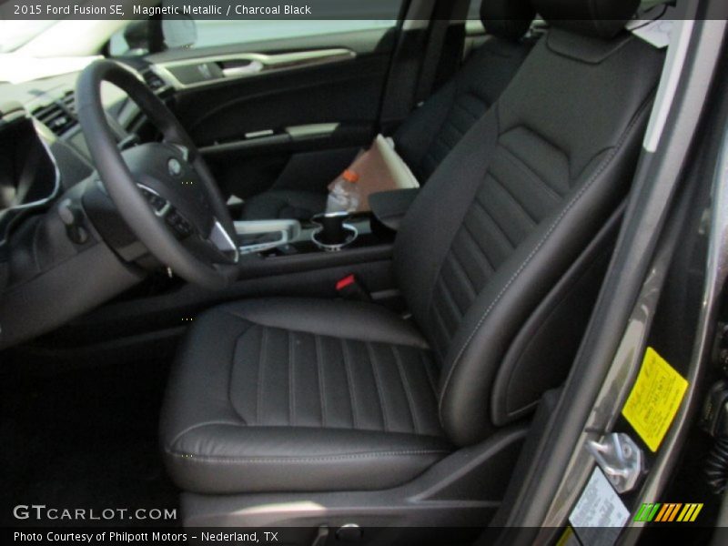 Magnetic Metallic / Charcoal Black 2015 Ford Fusion SE