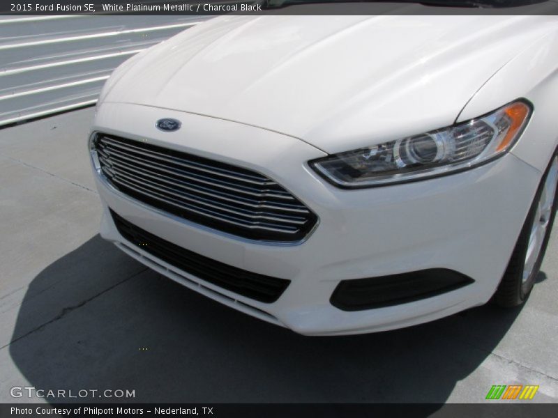 White Platinum Metallic / Charcoal Black 2015 Ford Fusion SE