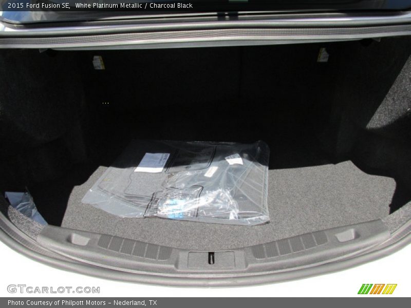 White Platinum Metallic / Charcoal Black 2015 Ford Fusion SE