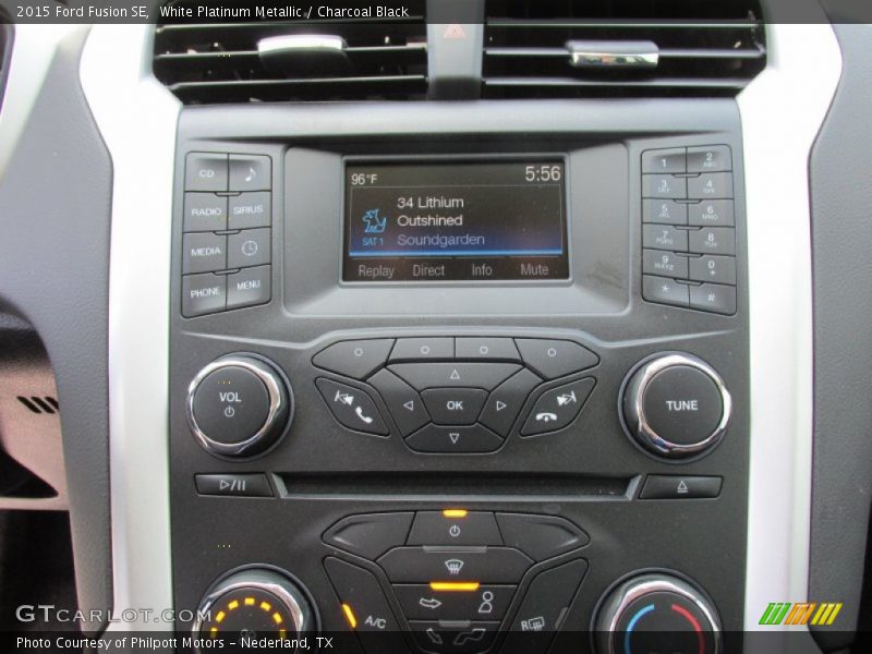 White Platinum Metallic / Charcoal Black 2015 Ford Fusion SE