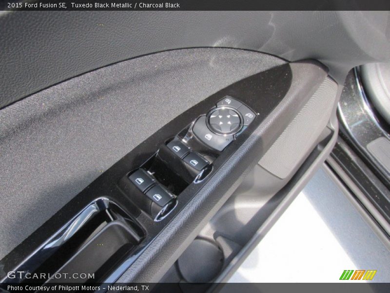 Tuxedo Black Metallic / Charcoal Black 2015 Ford Fusion SE