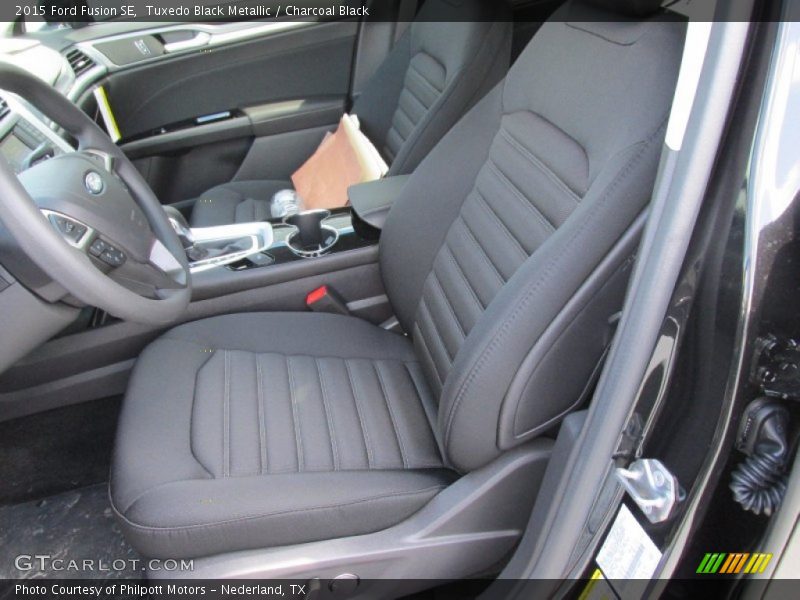 Tuxedo Black Metallic / Charcoal Black 2015 Ford Fusion SE